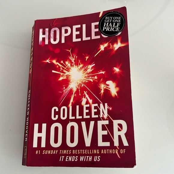 Hopeless colleen hoover book - Picture 1 of 1